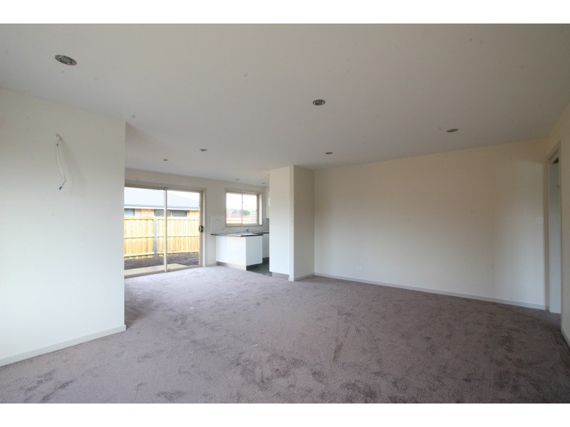 2/16 Dollery Court, Brighton TAS 7030