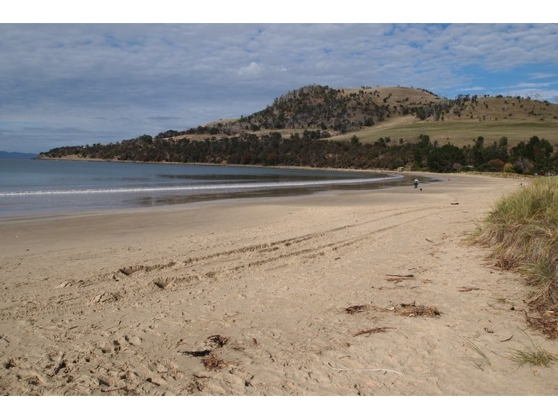 9 Esplanade, Seven Mile Beach TAS 7170