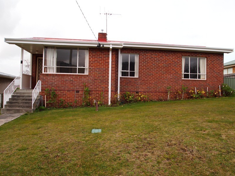 19 Moondah Drive, Berriedale TAS 7011