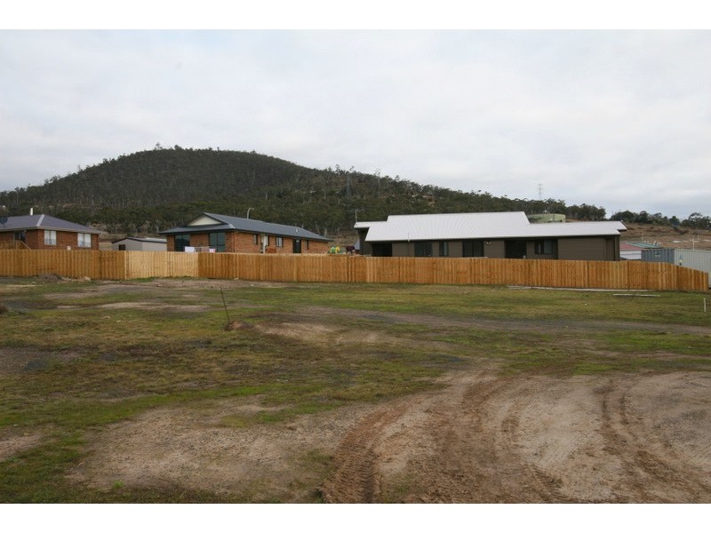 20 Gateway Drive, New Norfolk TAS 7140