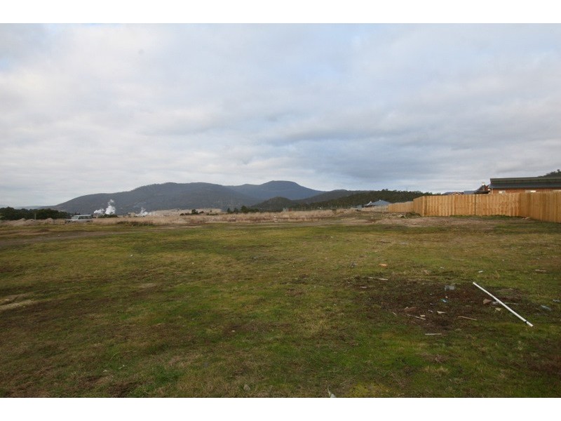 20 Gateway Drive, New Norfolk TAS 7140