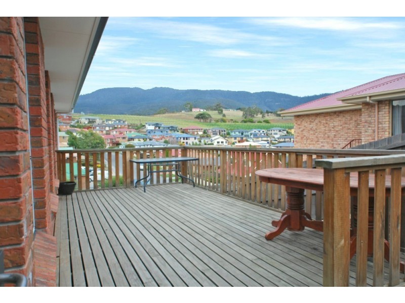 102 Sunshine Road, Austins Ferry TAS 7011