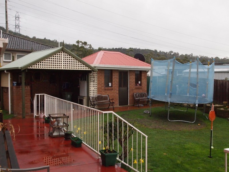 13 Calarie Court, Glenorchy TAS 7010