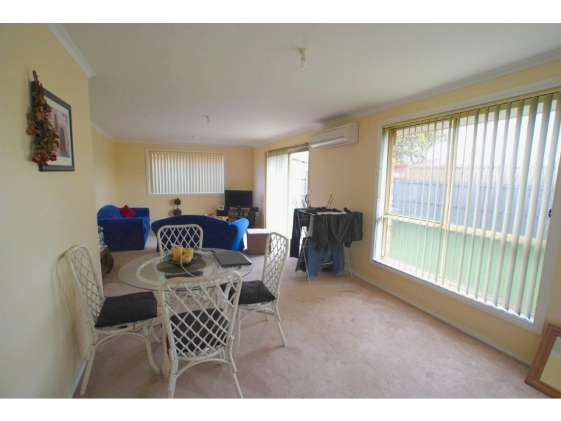 2/9 Lucas Place, Brighton TAS 7030