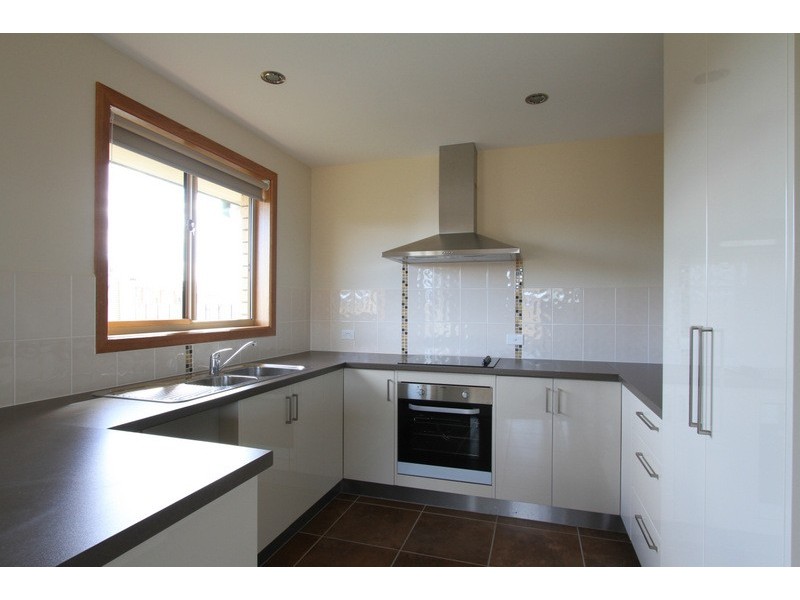 2/46 Seymour Street, Brighton TAS 7030