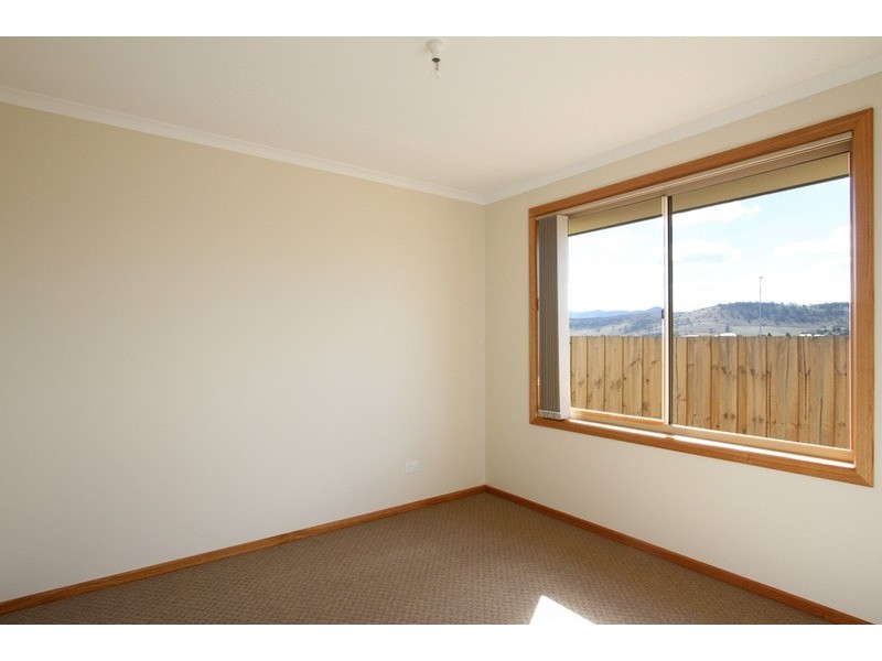 2/46 Seymour Street, Brighton TAS 7030