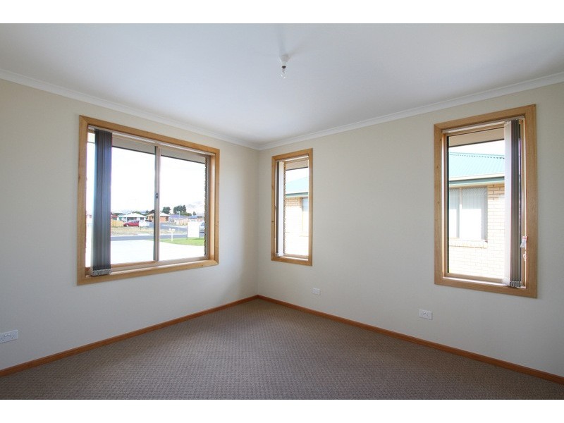 2/46 Seymour Street, Brighton TAS 7030