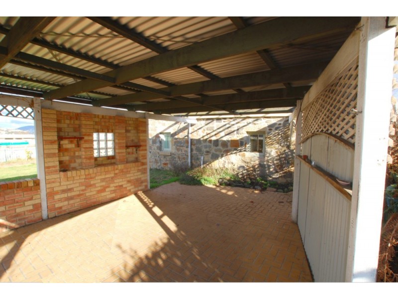 1 Racecourse Road, Brighton TAS 7030