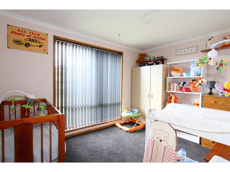 8 Heysen Court, Glenorchy TAS 7010