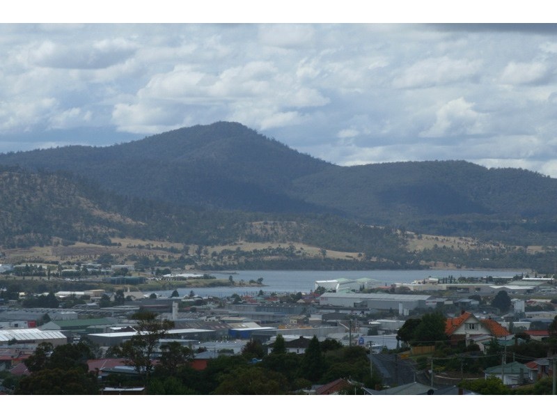 61 Second Ave, West Moonah TAS 7009