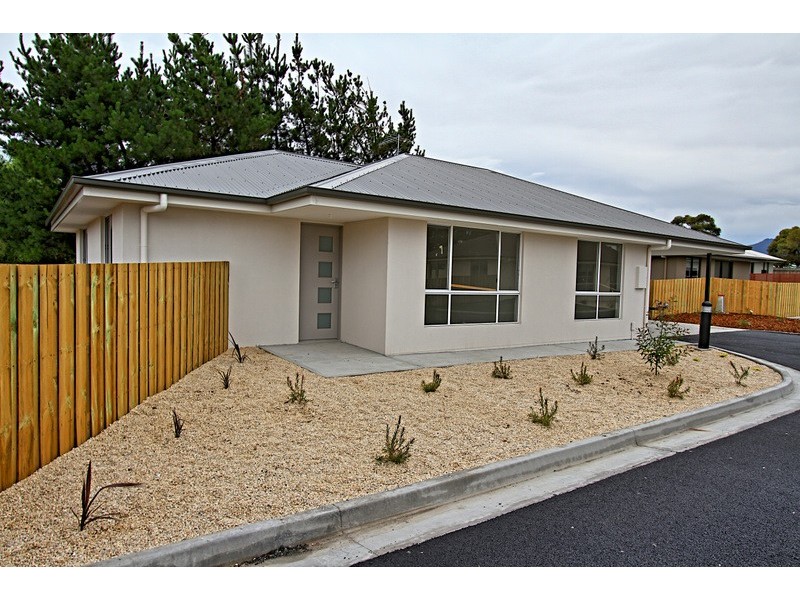 8/40A Andrew Street, Brighton TAS 7030