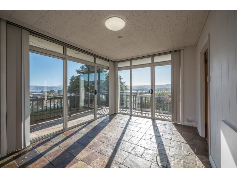 2 Botany Place, Austins Ferry TAS 7011