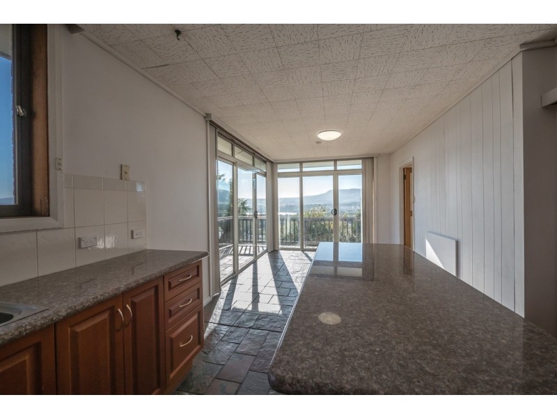 2 Botany Place, Austins Ferry TAS 7011