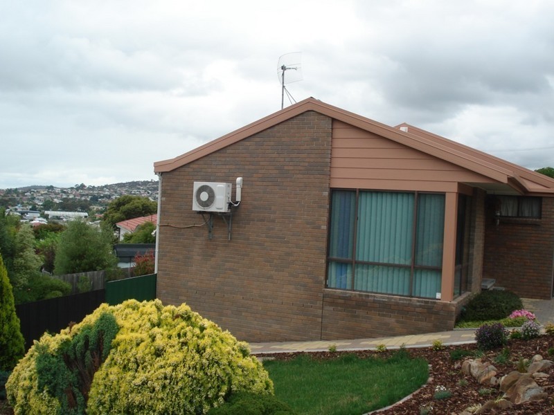 4 Bunderberg Court, Glenorchy TAS 7010