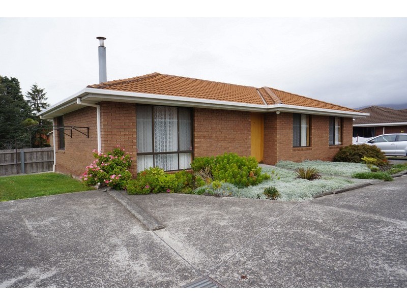 7/3B Shenstone Place, Montrose TAS 7010