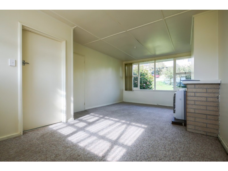 15 Pekurn Crescent, Berriedale TAS 7011