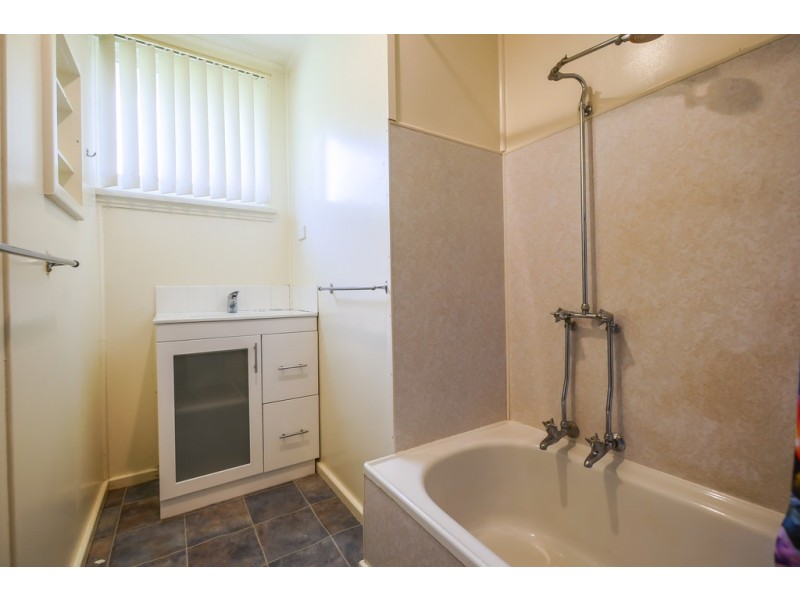 15 Pekurn Crescent, Berriedale TAS 7011