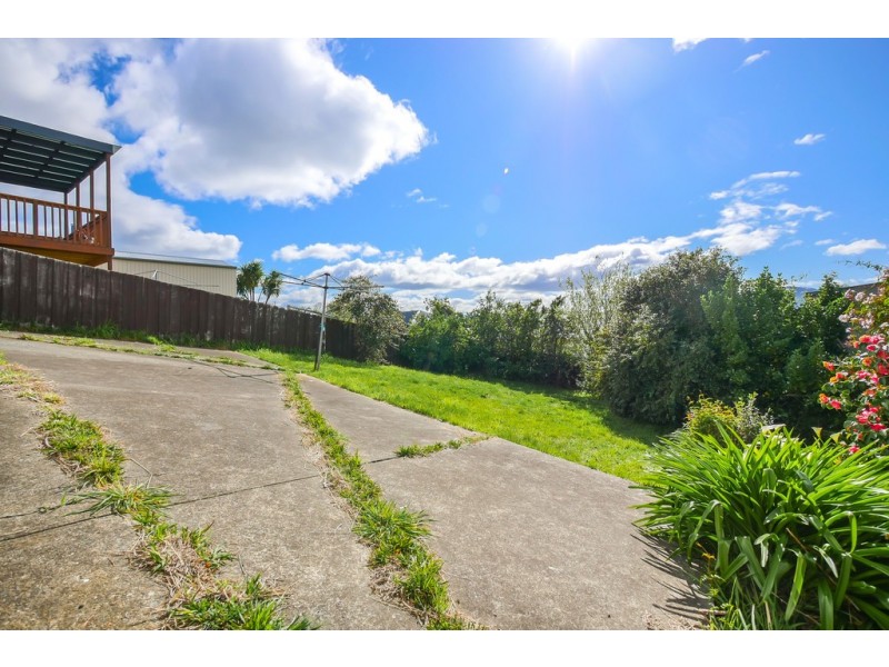 15 Pekurn Crescent, Berriedale TAS 7011