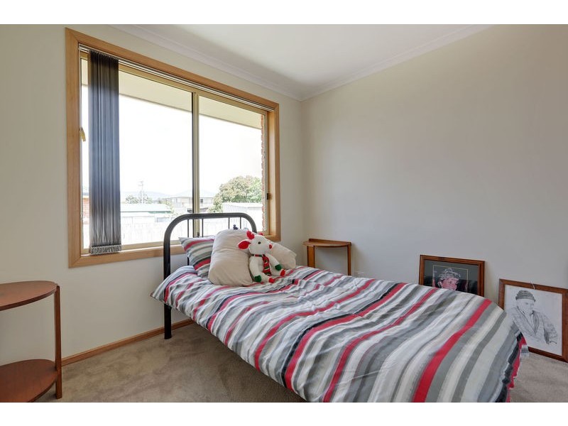 2/9 Henry Place, Brighton TAS 7030