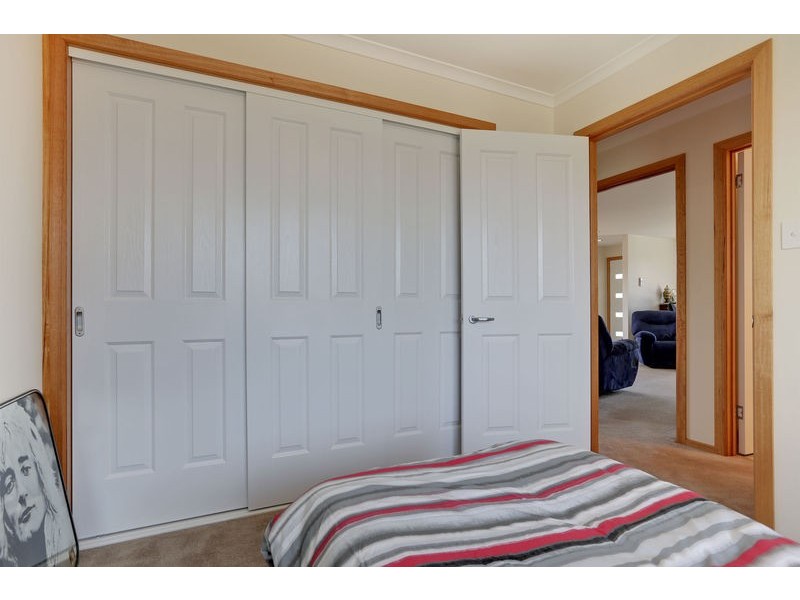 2/9 Henry Place, Brighton TAS 7030