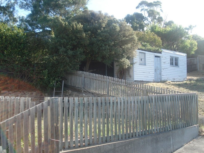 8 Jameson Street, Glenorchy TAS 7010