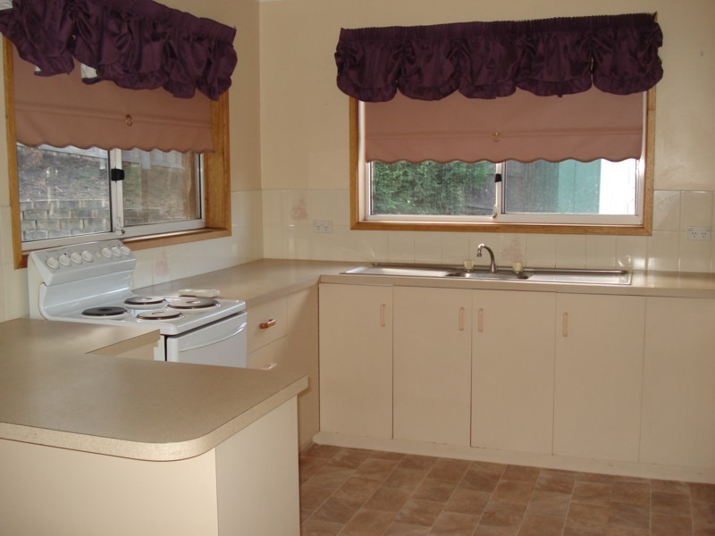 12 Rosana Court, Claremont TAS 7011