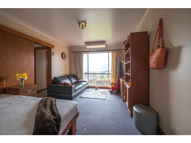 1/73 Ashbourne Grove, West Moonah TAS 7009