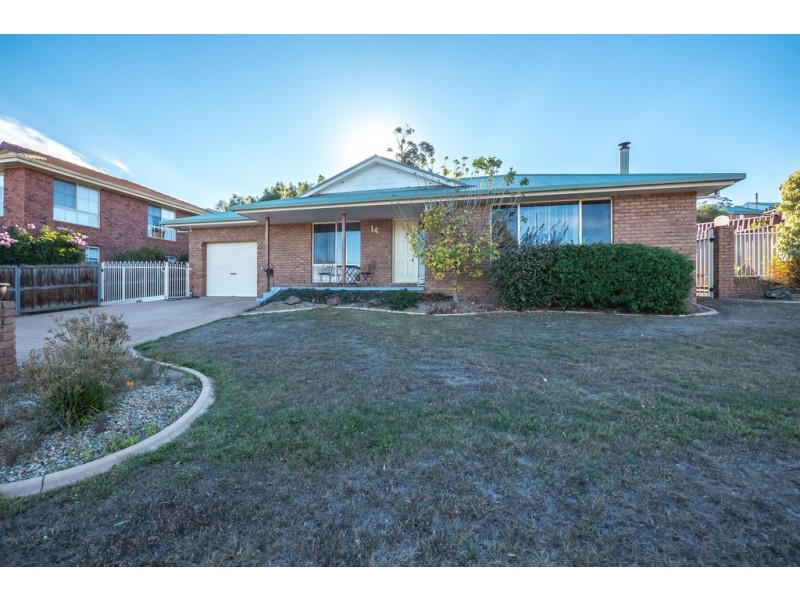 14 Clives Avenue, Old Beach TAS 7017