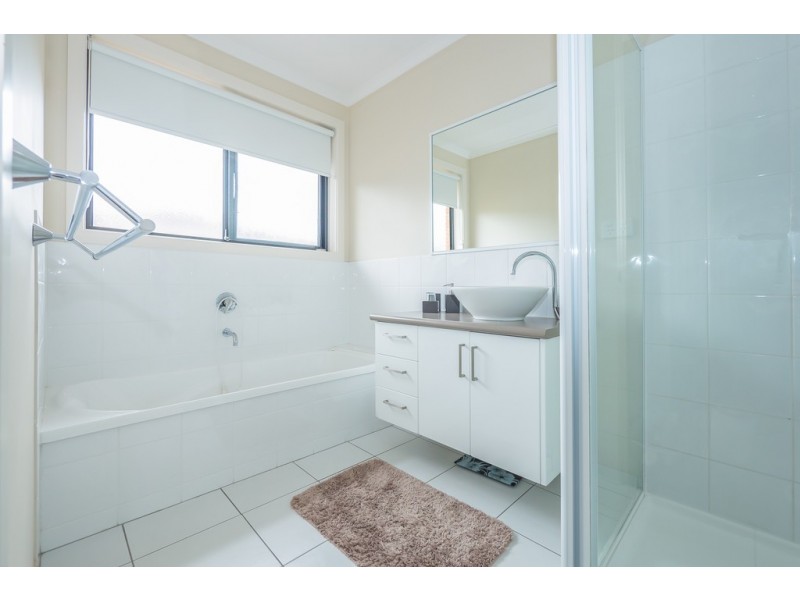 2/596 Main Road, Rosetta TAS 7010