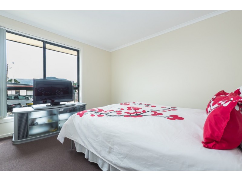 2/596 Main Road, Rosetta TAS 7010