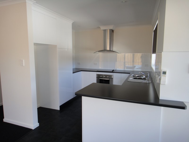 2/19 Alice Place, Brighton TAS 7030