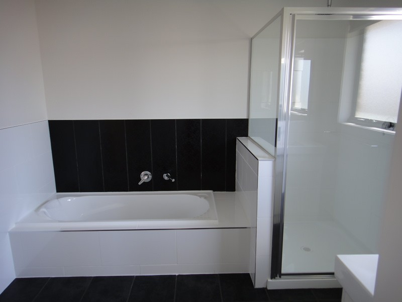 2/19 Alice Place, Brighton TAS 7030