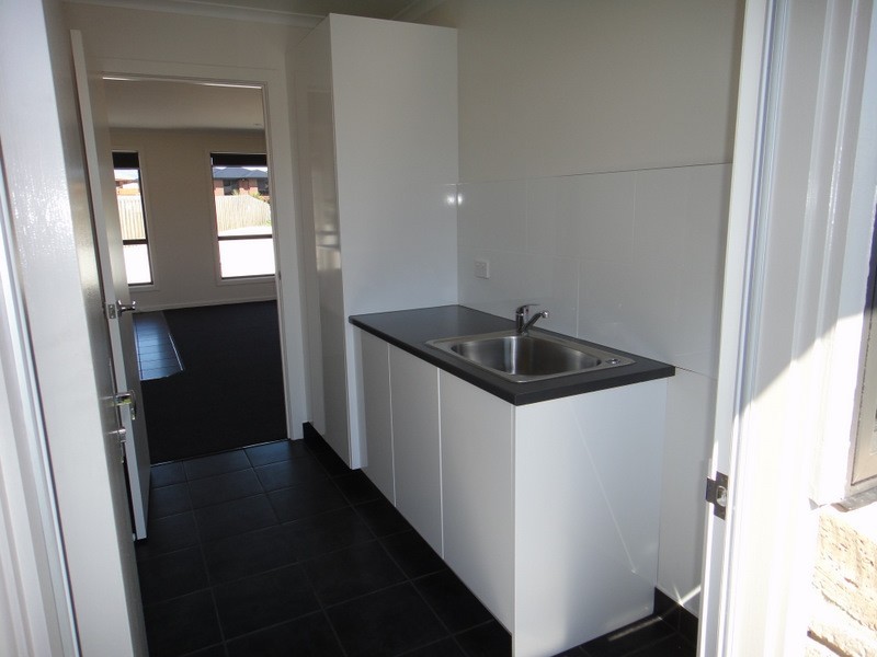 2/19 Alice Place, Brighton TAS 7030