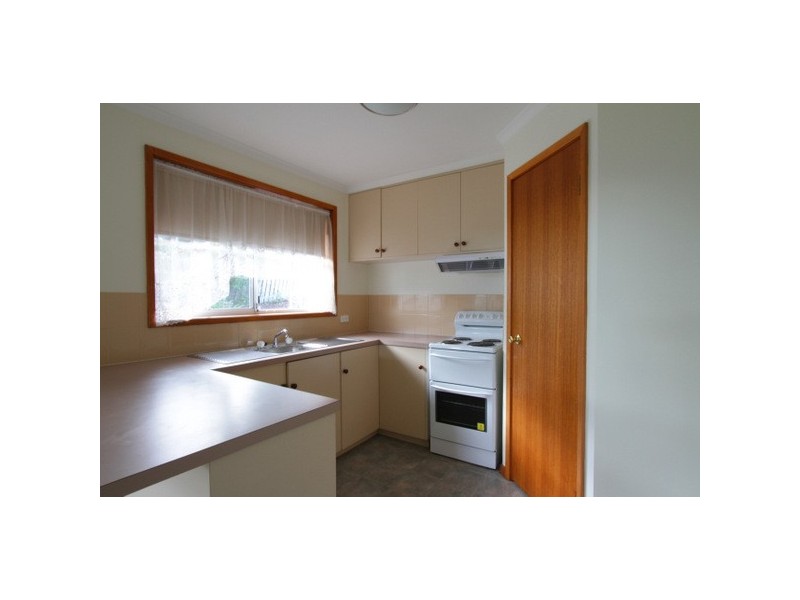 3/135 Malunna Road, Lindisfarne TAS 7015