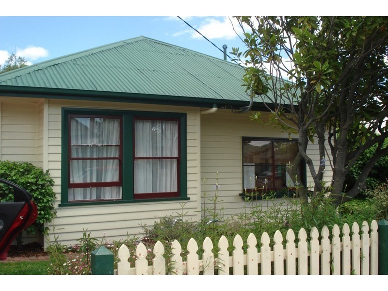 8 Amiens Avenue, Moonah TAS 7009