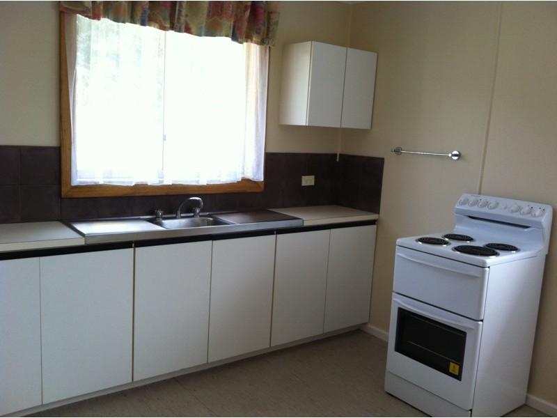 4 Pekurn Crescent, Berriedale TAS 7011