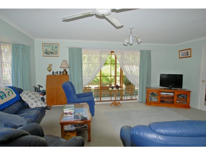 16 Sophia Street, Kempton TAS 7030