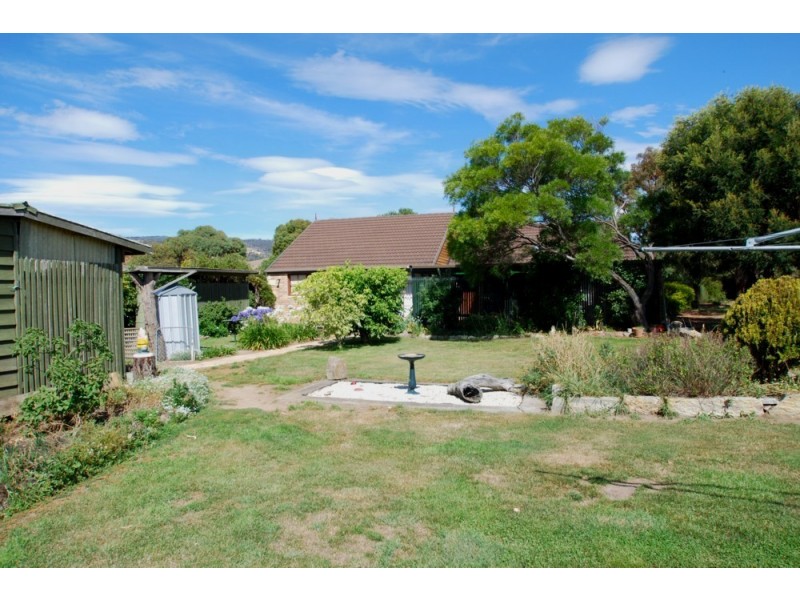 16 Sophia Street, Kempton TAS 7030