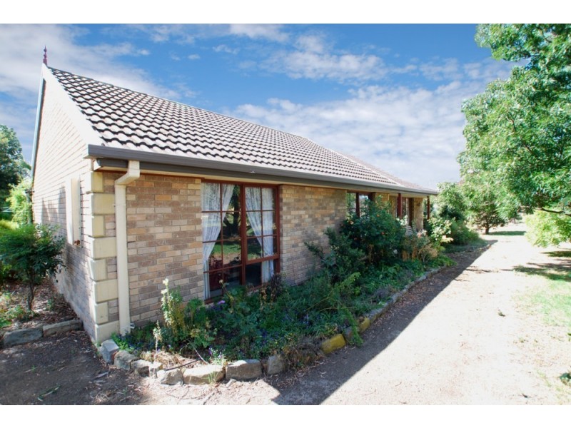 16 Sophia Street, Kempton TAS 7030