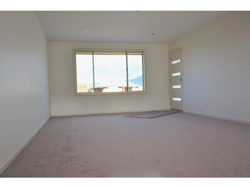 1 and 2, 9 Joseph Link, Brighton TAS 7030