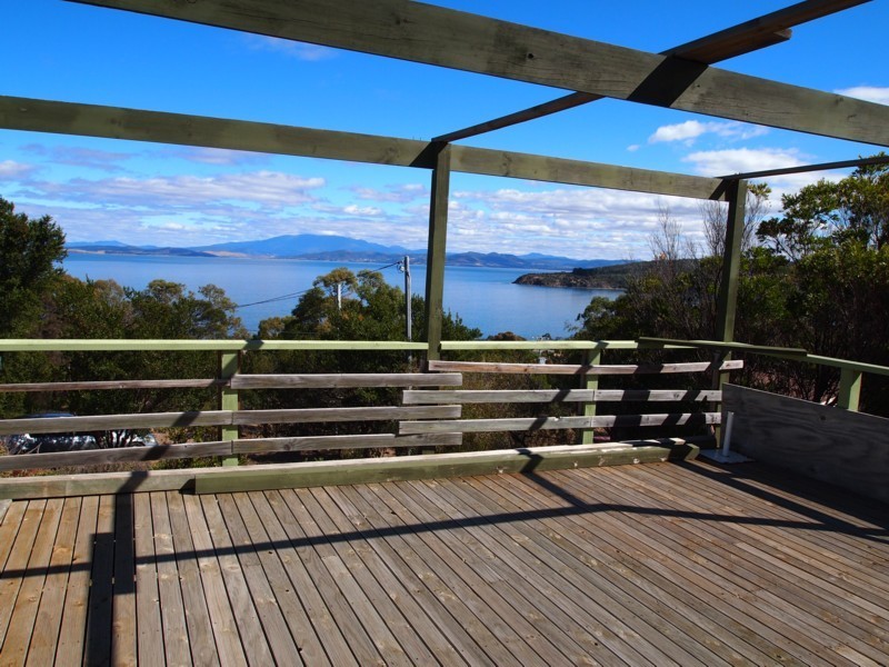 6 Ash Street, Primrose Sands TAS 7173