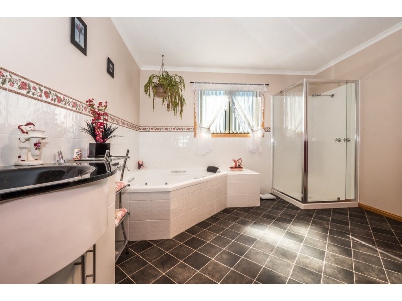 18 George Street, Bothwell TAS 7030