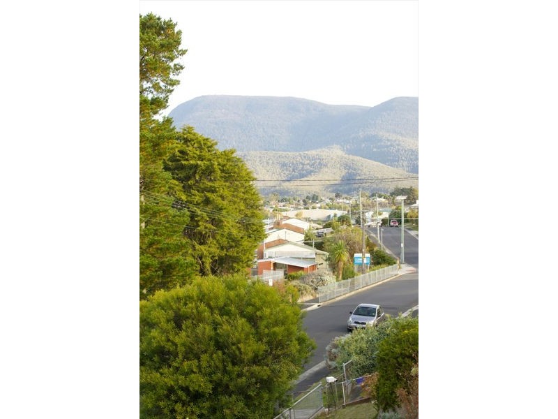 30 Continental Road, Glenorchy TAS 7010