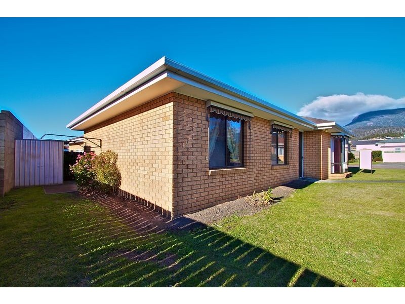 2/107a Tolosa Street, Glenorchy TAS 7010