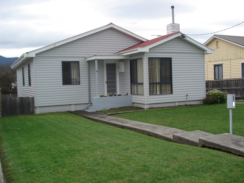 8 Barry Street, Glenorchy TAS 7010