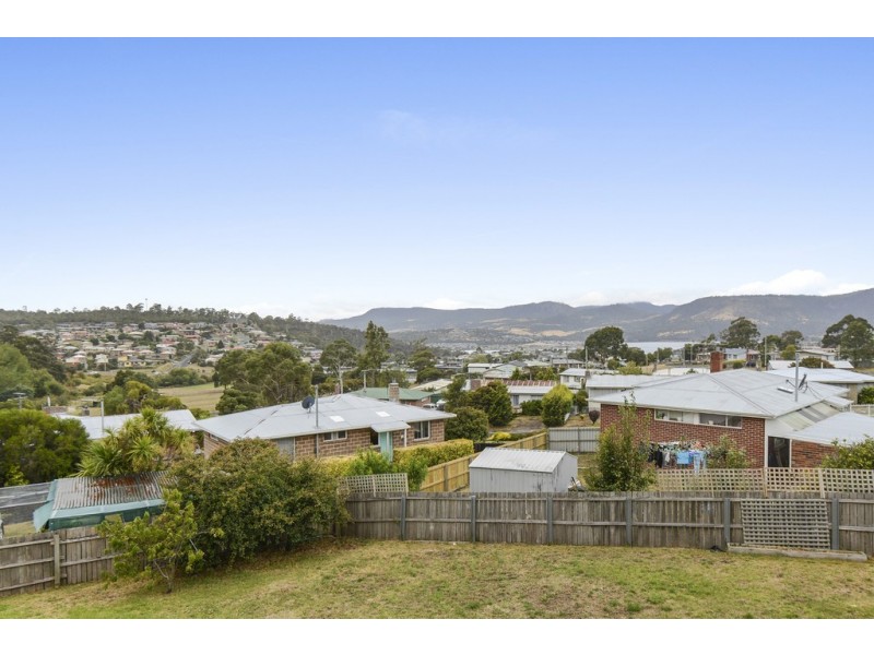 4 Bradfield Street, Claremont TAS 7011