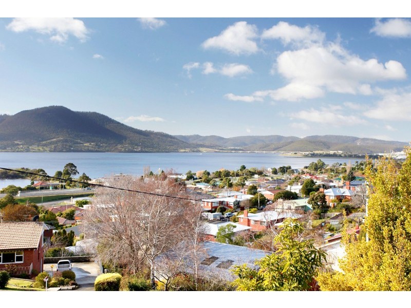 45 Radcliff Crescent, Rosetta TAS 7010