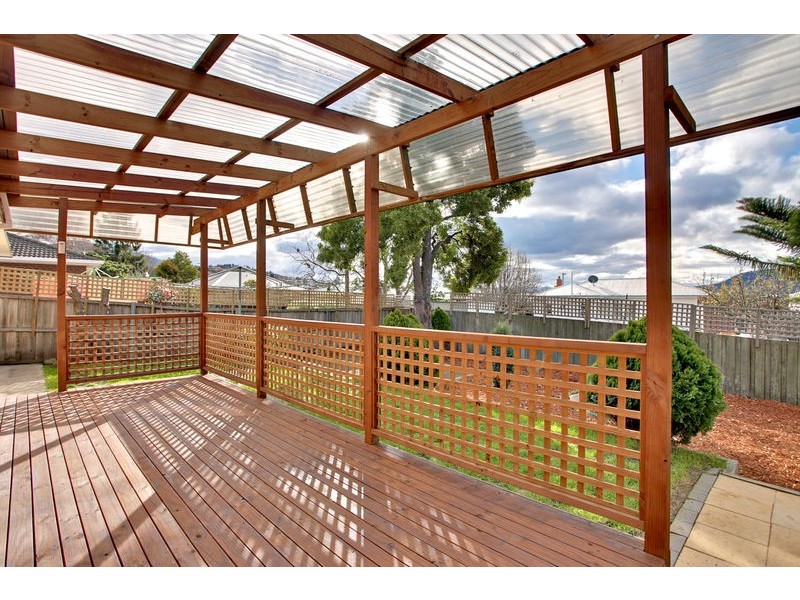 3/3 Walgett Place, Glenorchy TAS 7010