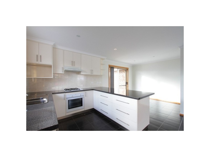 2/27 Melissa Street, Brighton TAS 7030