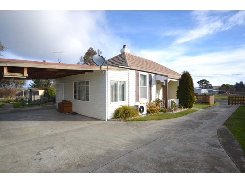 2 Michael Street, Bothwell TAS 7030